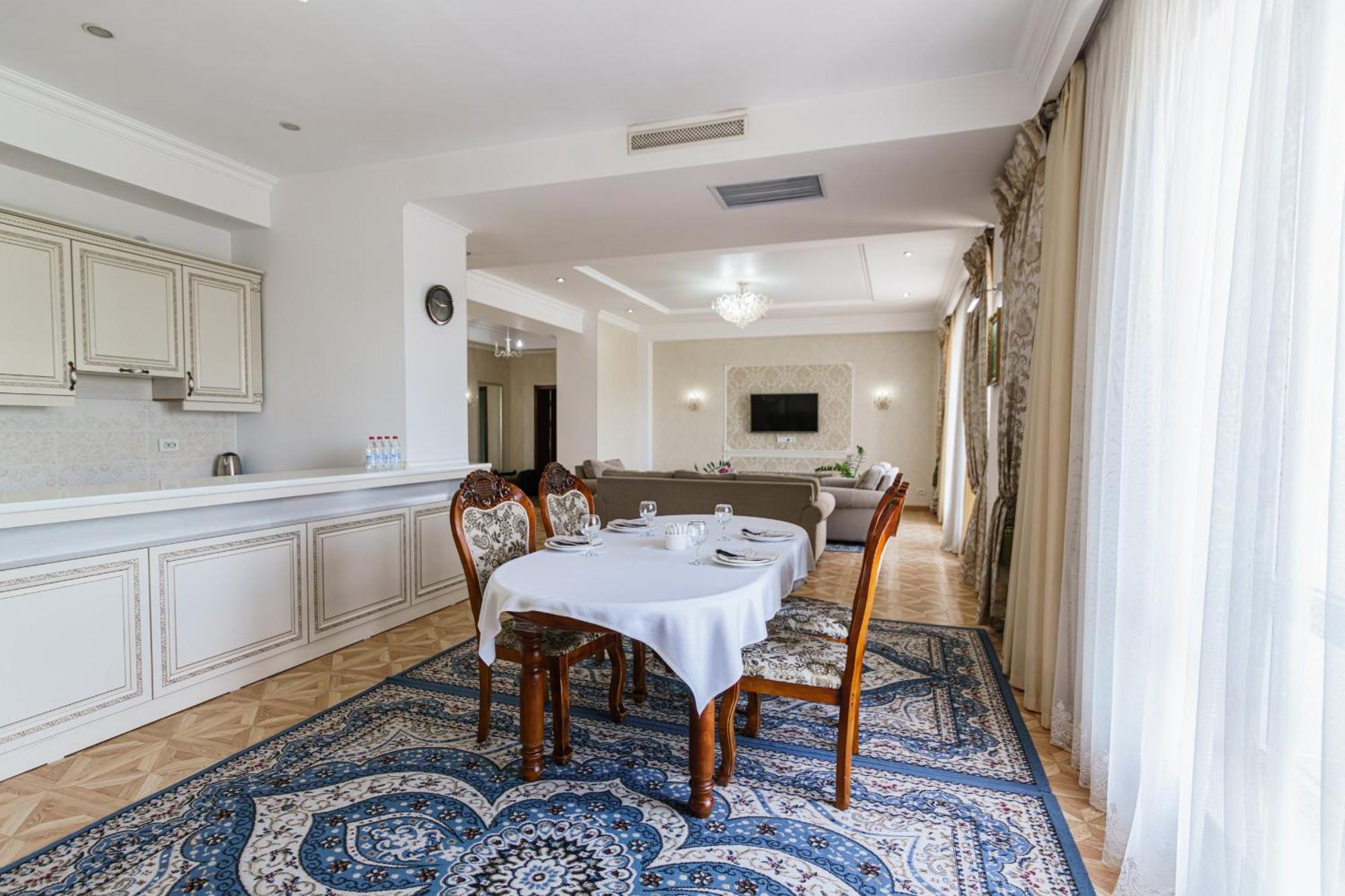 שימקנט Park Hotel Al Bustan מראה חיצוני תמונה