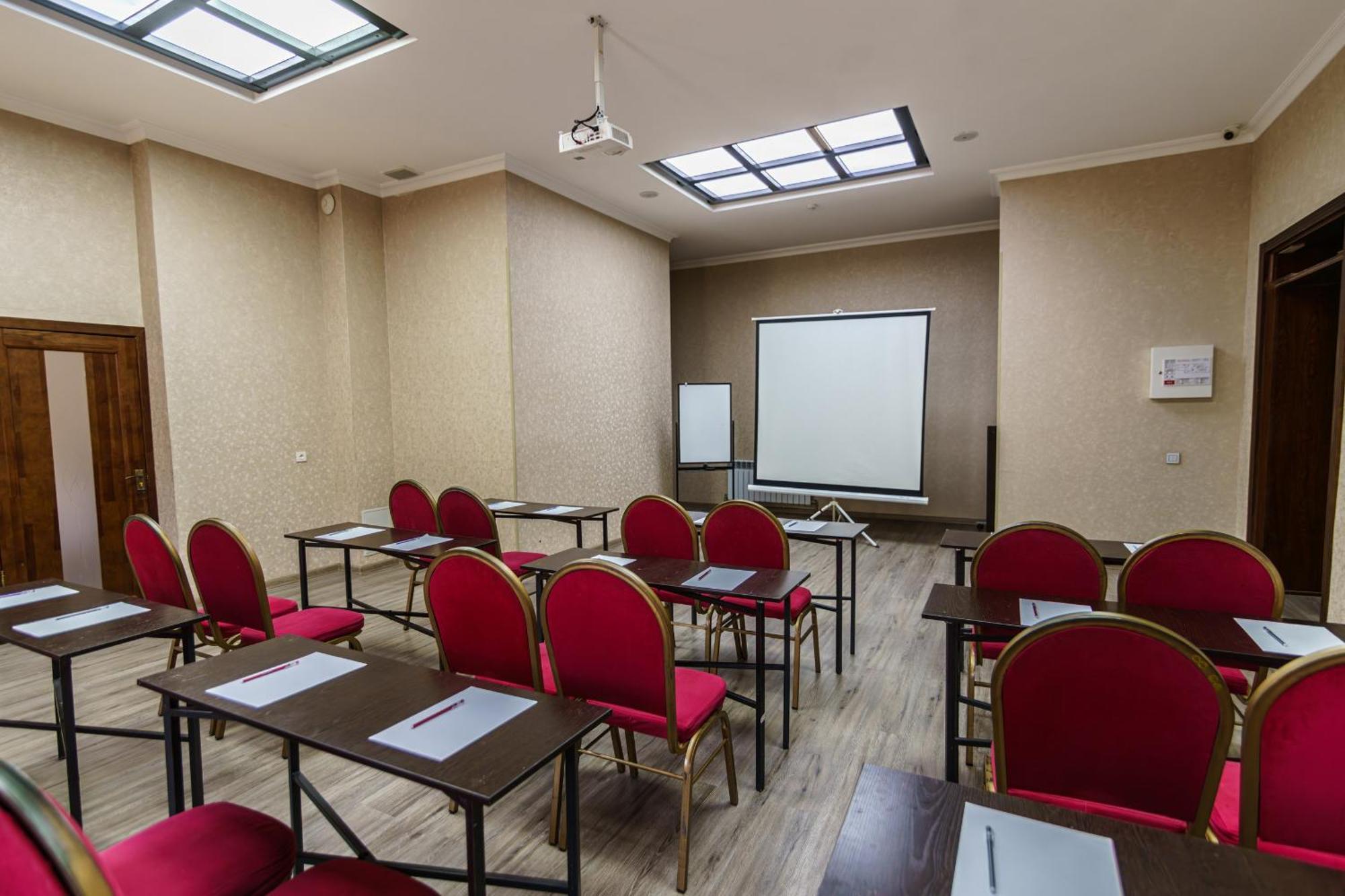 שימקנט Park Hotel Al Bustan מראה חיצוני תמונה