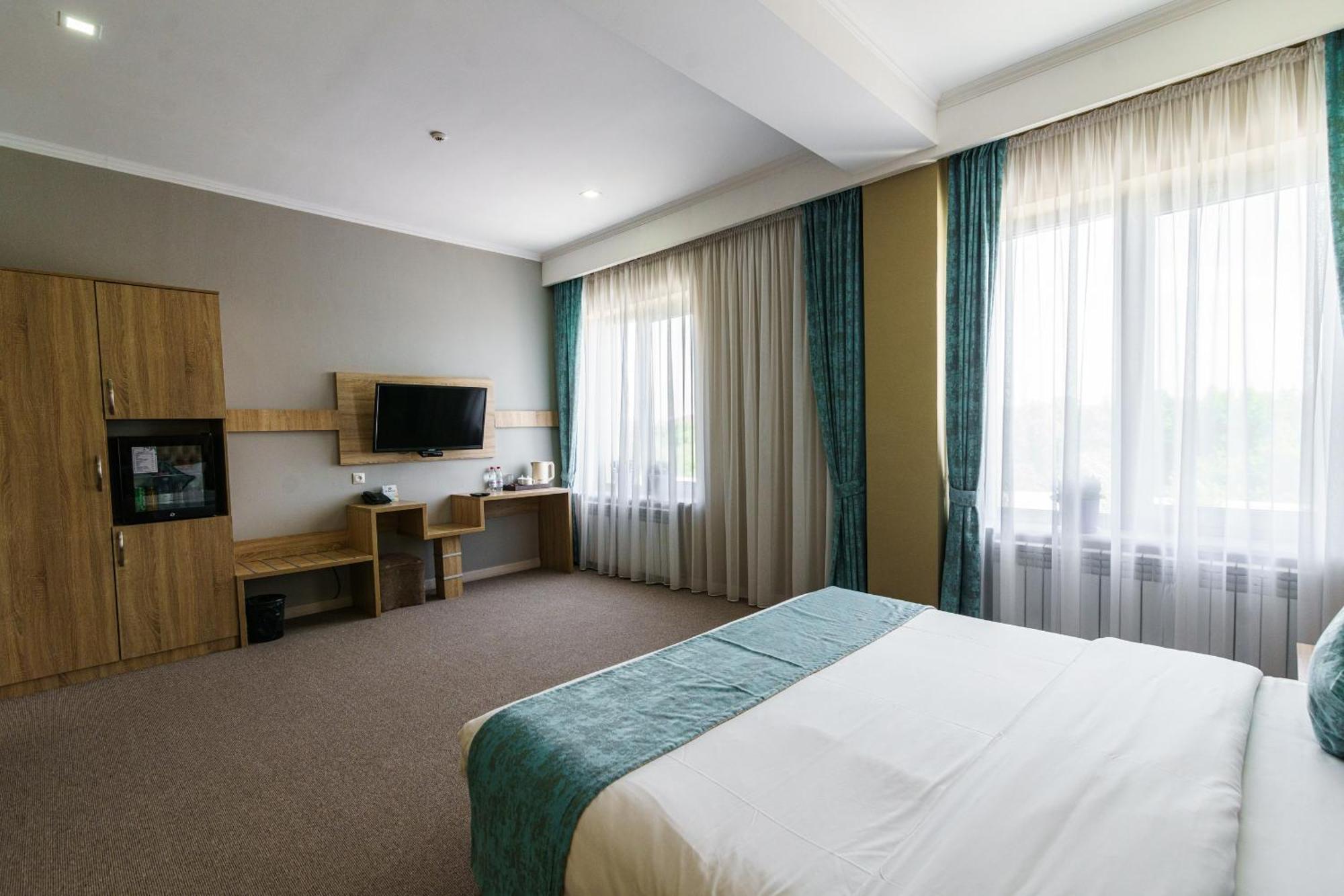 שימקנט Park Hotel Al Bustan מראה חיצוני תמונה